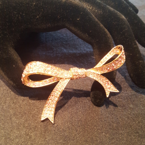 KJL Pink Ribbon Brooch - Picture 2 of 5